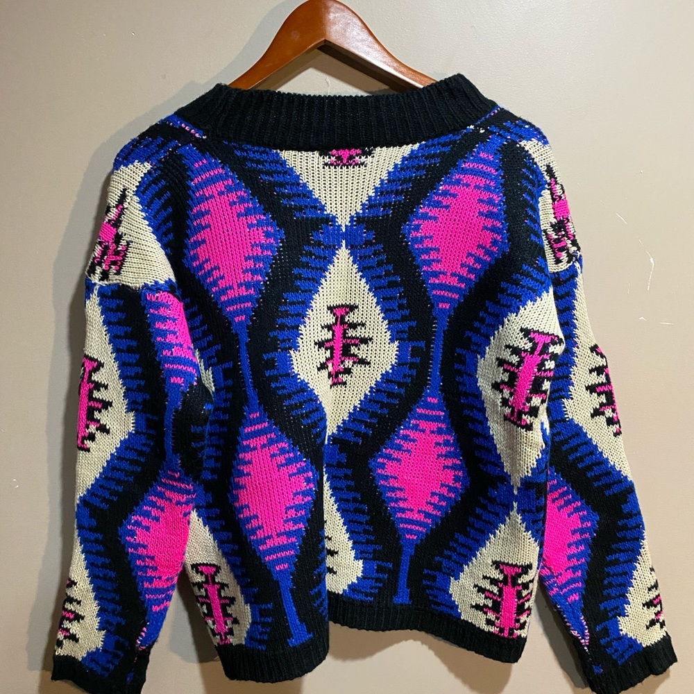 Lulumari Sweater